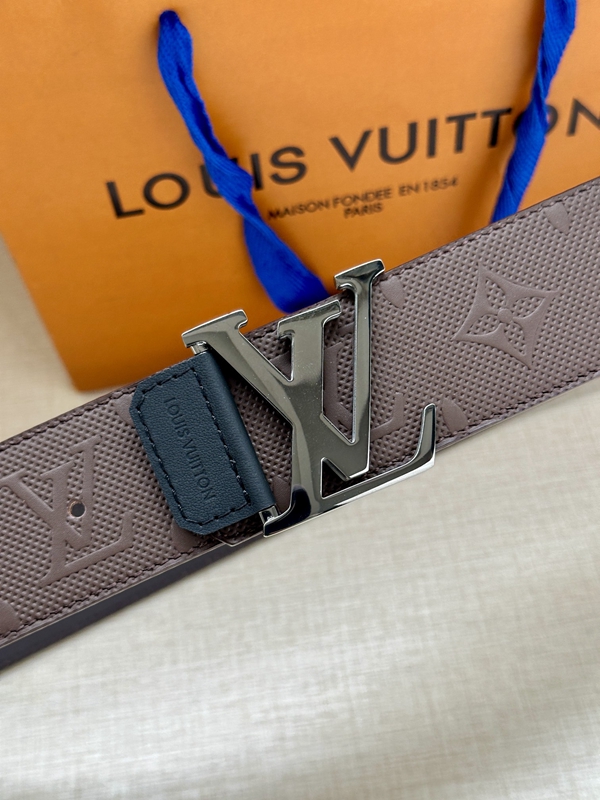 激安ルイヴィトンベルト背面デザイン